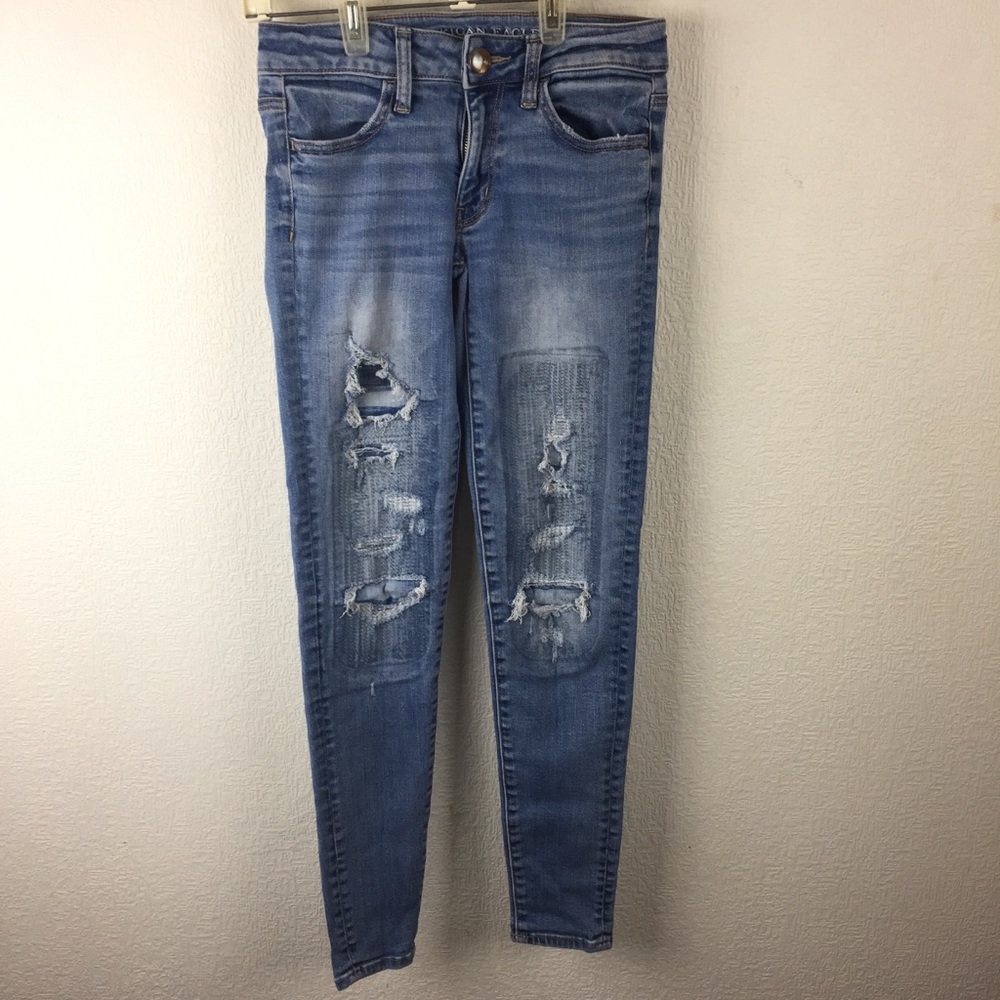 AEO American Eagle Distressed Skinny Jegging 0